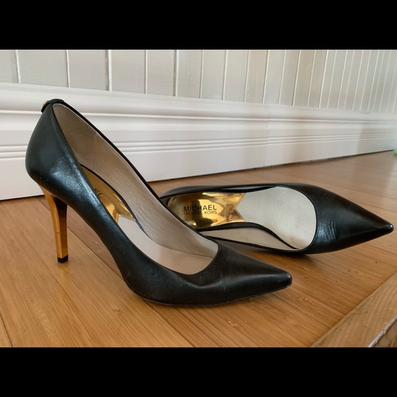 Michael Kors 4,5’’ heeled black pumps - Picture 1 of 5